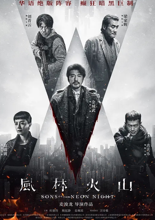 伸展我继妹的紧致阴部并射在她的大屁股上 - APP影院